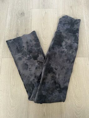 Tie-Dye Black & Charcoal Ultra High Rise Mini Flare